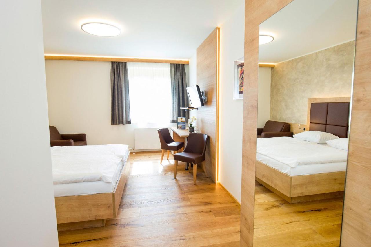 Hotel Stich Manhartsbrunn Экстерьер фото